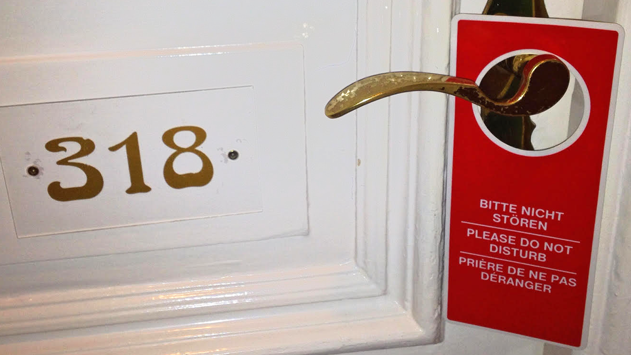 The wisdom of never leaving your hotel room – Popula